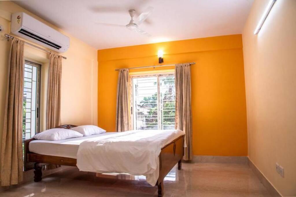 Diamond By Olys Apartment Kolkata Bagian luar foto