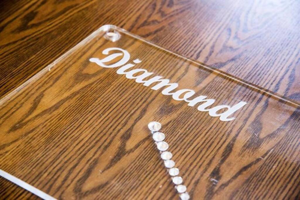 Diamond By Olys Apartment Kolkata Bagian luar foto