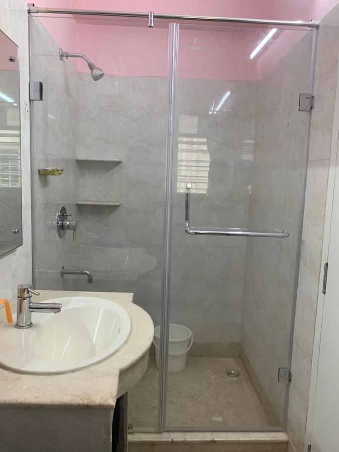 Diamond By Olys Apartment Kolkata Bagian luar foto